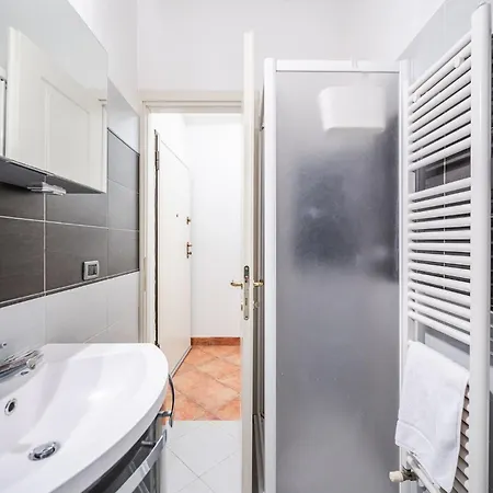 Very Near Piazza Mazzini Apartamento *