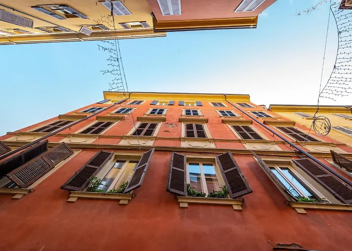 Very Near Piazza Mazzini 公寓 *